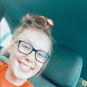 Meet your Posher, Bailey